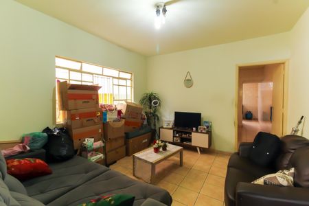 Sala de casa à venda com 3 quartos, 128m² em Vila Canero, São Paulo