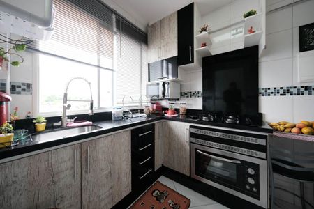 Apartamento à venda com 56m², 2 quartos e 1 vagaCozinha e Área de Serviço