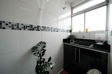 Apartamento à venda com 56m², 2 quartos e 1 vagaCozinha e Área de Serviço