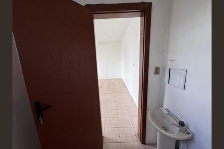 Banheiro de kitnet/studio para alugar com 1 quarto, 40m² em Rio dos Sinos, São Leopoldo