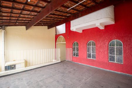 Área frente de casa para alugar com 3 quartos, 194m² em Jardim Maria Antônia Prado, Sorocaba