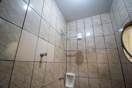 Casa para alugar com 194m², 3 quartos e 2 vagas Casa para alugar com 194m², 3 quartos e 2 vagasBanheiro da Edícula