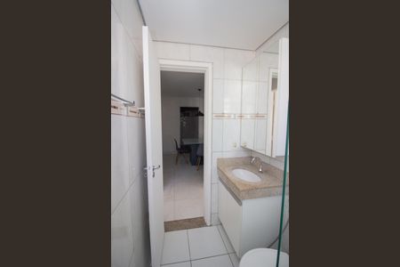 Apartamento à venda com 63m², 2 quartos e 1 vagaBanheiro Social