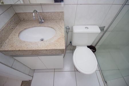 Apartamento à venda com 63m², 2 quartos e 1 vagaBanheiro Social
