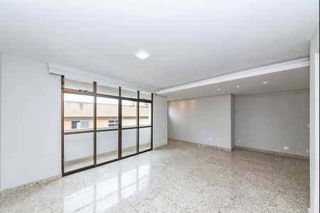 Apartamento à venda com 140m², 4 quartos e 3 vagasSala