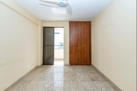 Apartamento à venda com 140m², 4 quartos e 3 vagasSuíte