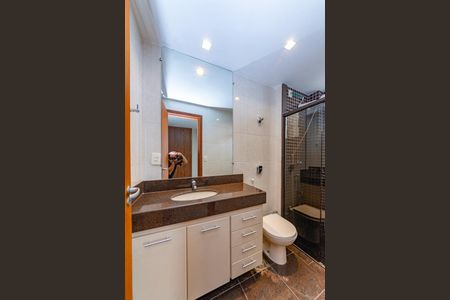 Apartamento à venda com 140m², 4 quartos e 3 vagasBanheiro da Suíte