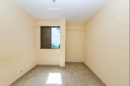 Apartamento à venda com 140m², 4 quartos e 3 vagasQuarto 2