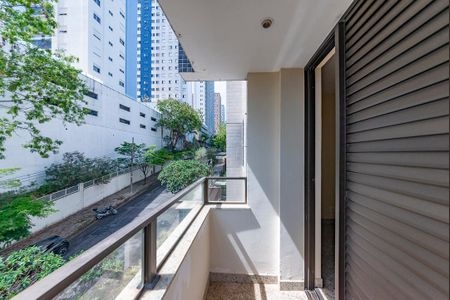 Apartamento à venda com 140m², 4 quartos e 3 vagasVaranda da Suíte