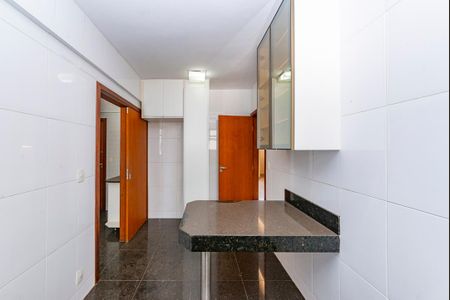 Apartamento à venda com 140m², 4 quartos e 3 vagasCozinha