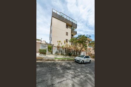 Apartamento à venda com 140m², 4 quartos e 3 vagasFachada