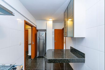 Apartamento à venda com 140m², 4 quartos e 3 vagasCozinha