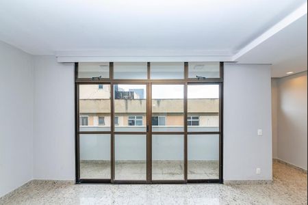 Apartamento à venda com 140m², 4 quartos e 3 vagasVaranda
