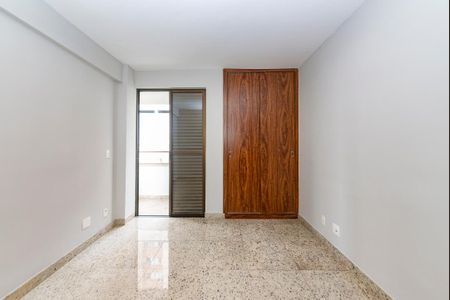 Apartamento à venda com 140m², 4 quartos e 3 vagasSuíte