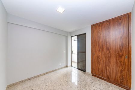 Apartamento à venda com 140m², 4 quartos e 3 vagasSuíte