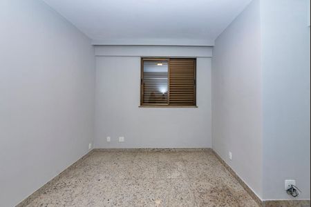 Apartamento à venda com 140m², 4 quartos e 3 vagasQuarto 1