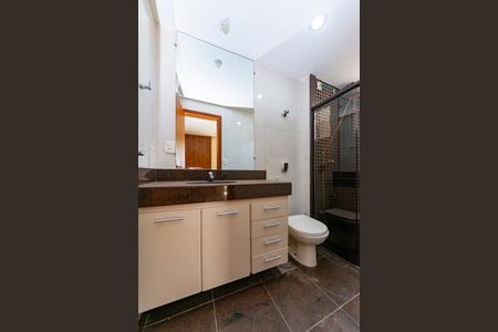 Apartamento à venda com 140m², 4 quartos e 3 vagasBanheiro da Suíte