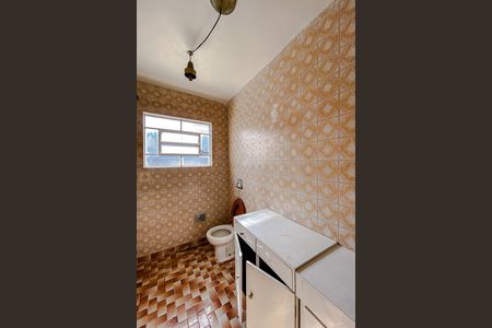 Casa para alugar com 80m², 2 quartos e sem vaga Casa para alugar com 80m², 2 quartos e sem vagaBanheiro