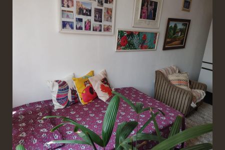 Casa de condomínio à venda com 345m², 4 quartos e 2 vagas Casa de condomínio à venda com 345m², 4 quartos e 2 vagasQuarto 4