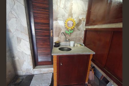 Casa de condomínio à venda com 345m², 4 quartos e 2 vagas Casa de condomínio à venda com 345m², 4 quartos e 2 vagasBanheiro - Terraço / Area Gourmet