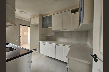 Apartamento para alugar com 100m², 2 quartos e 2 vagas Apartamento para alugar com 100m², 2 quartos e 2 vagasCozinha