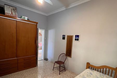 Casa à venda com 197m², 4 quartos e 2 vagas Casa à venda com 197m², 4 quartos e 2 vagasQuarto 2