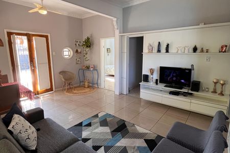 Sala de casa à venda com 4 quartos, 197m² em Bancários, Rio de Janeiro