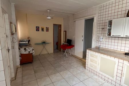 Casa à venda com 197m², 4 quartos e 2 vagas Casa à venda com 197m², 4 quartos e 2 vagasSuite anexa