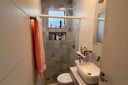 Casa à venda com 197m², 4 quartos e 2 vagas