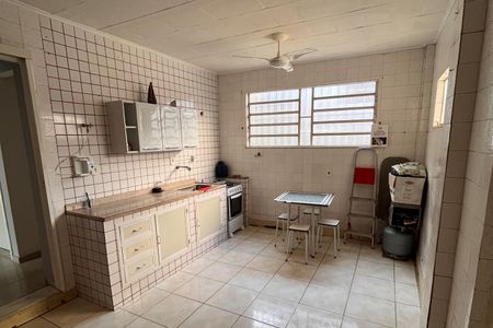 Casa à venda com 197m², 4 quartos e 2 vagas Casa à venda com 197m², 4 quartos e 2 vagasSuite anexa