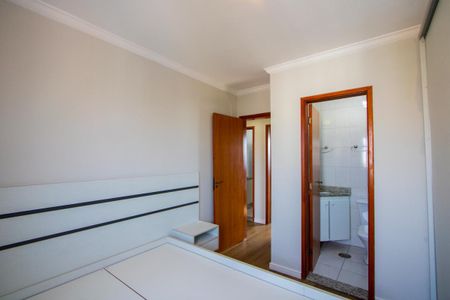 Apartamento para alugar com 82m², 3 quartos e 2 vagas Apartamento para alugar com 82m², 3 quartos e 2 vagasSuíte