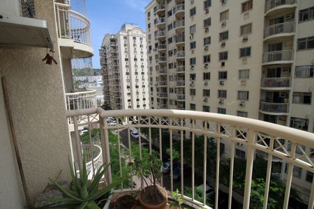 Apartamento à venda com 70m², 3 quartos e 1 vagaVaranda