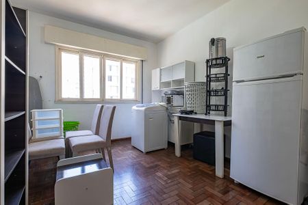 Quarto 2 de apartamento à venda com 2 quartos, 116m² em Jardins, São Paulo