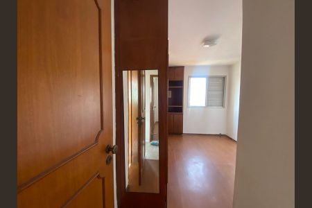Apartamento para alugar com 104m², 3 quartos e 2 vagasQuarto