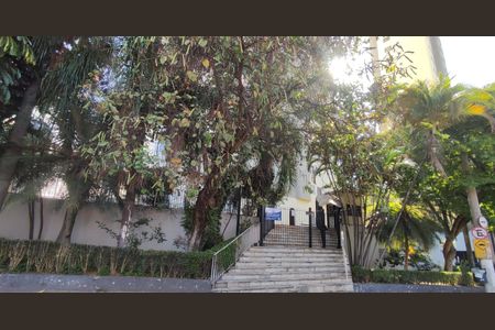 Apartamento para alugar com 104m², 3 quartos e 2 vagasFachada