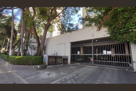 Apartamento para alugar com 104m², 3 quartos e 2 vagasFachada