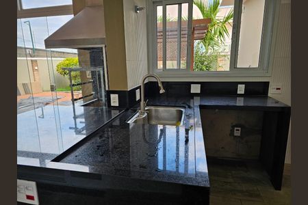 Cozinha de casa de condomínio para alugar com 3 quartos, 262m² em Residencial Parque dos Alecrins, Campinas