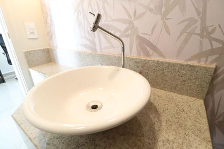 Lavabo de casa de condomínio para alugar com 3 quartos, 170m² em Tubalina, Uberlândia