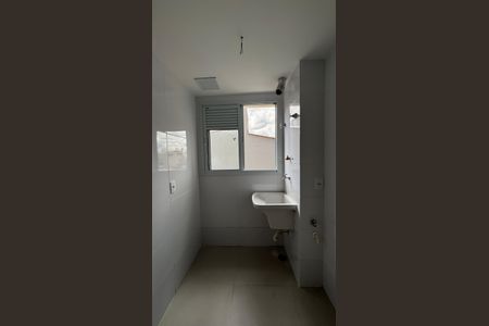 Apartamento à venda com 65m², 2 quartos e 1 vagaÁrea de Serviço