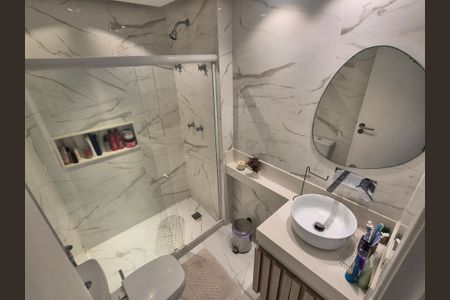 Apartamento à venda com 115m², 3 quartos e 2 vagasBanheiro 