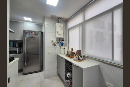 Apartamento à venda com 115m², 3 quartos e 2 vagasÁrea de Serviço 