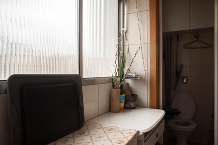 Apartamento à venda com 65m², 2 quartos e 1 vagaÁrea de Serviço