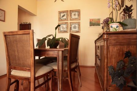 Apartamento à venda com 65m², 2 quartos e 1 vagaSala