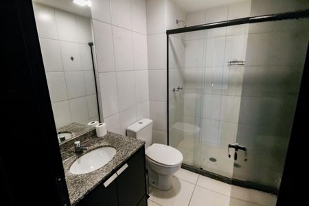 Apartamento para alugar com 56m², 2 quartos e 1 vaga Apartamento para alugar com 56m², 2 quartos e 1 vagaBanheiro