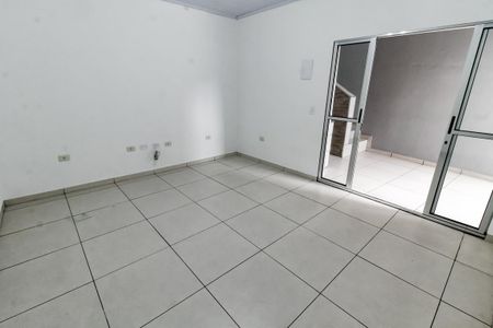 Sala de casa para alugar com 2 quartos, 77m² em Vila Franca, São Paulo