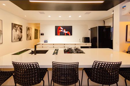 Apartamento à venda com 130m², 2 quartos e 2 vagasCozinha