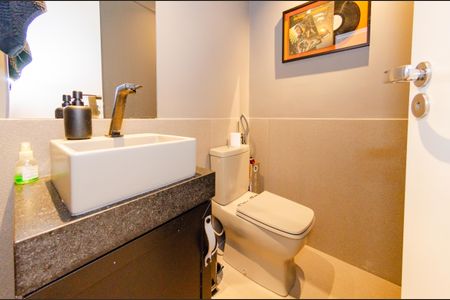 Apartamento à venda com 130m², 2 quartos e 2 vagasLavabo