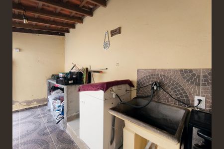 Casa à venda com 125m², 3 quartos e 2 vagas