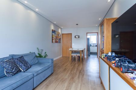 Sala de TV de apartamento à venda com 3 quartos, 83m² em Santa Efigênia, Belo Horizonte