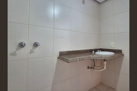 Apartamento à venda com 280m², 3 quartos e 3 vagas Apartamento à venda com 280m², 3 quartos e 3 vagasBanheiro suite 2